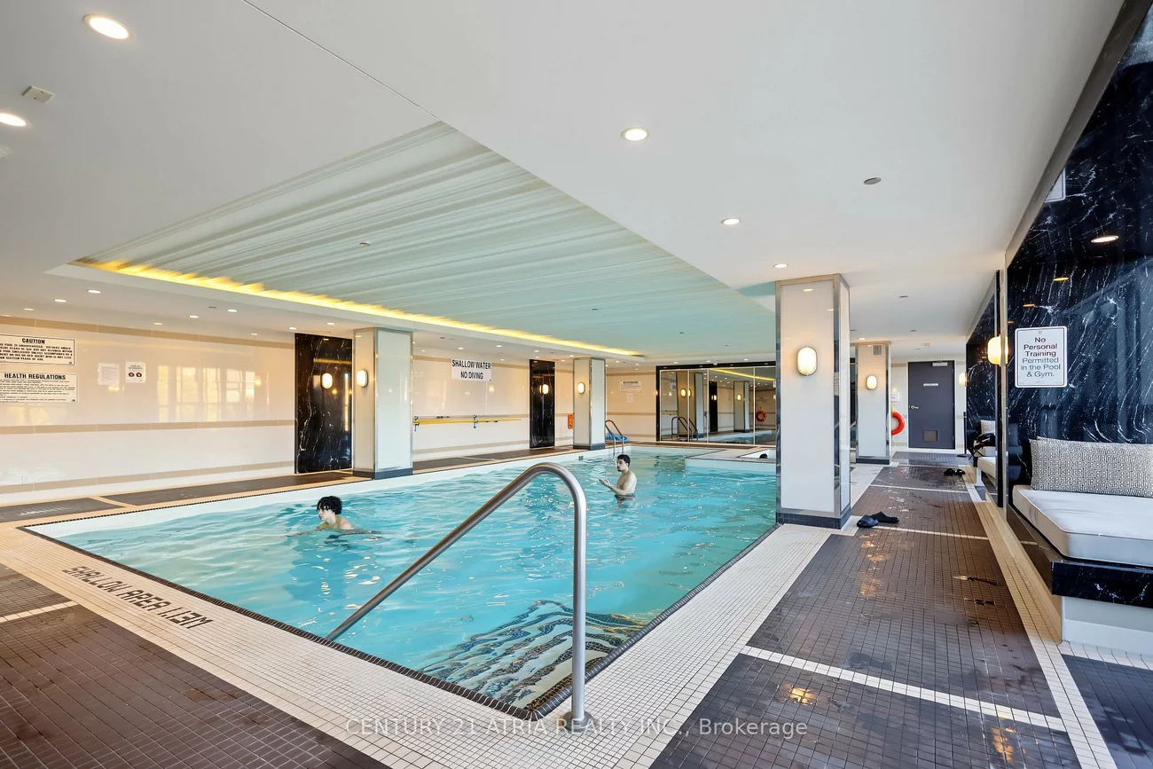 9471, Yonge, Observatory, Richmond Hill