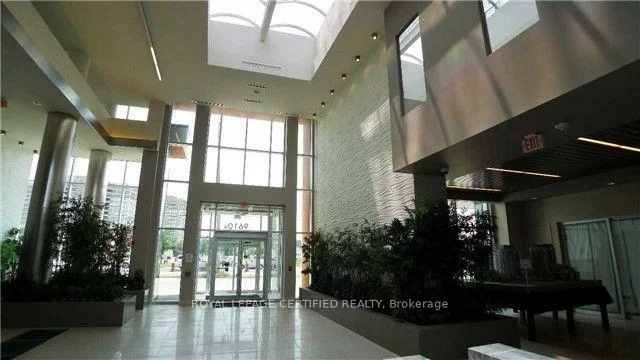 9608, Yonge, North Richvale, Richmond Hill
