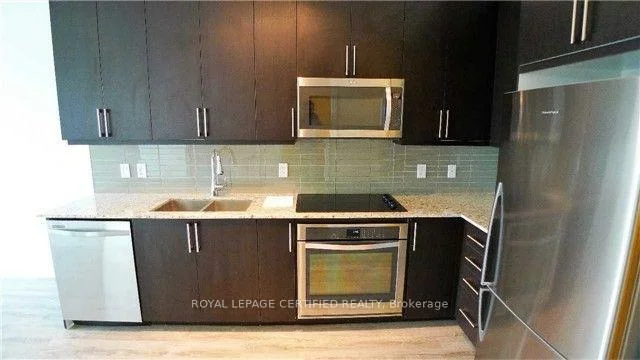 9608, Yonge, North Richvale, Richmond Hill