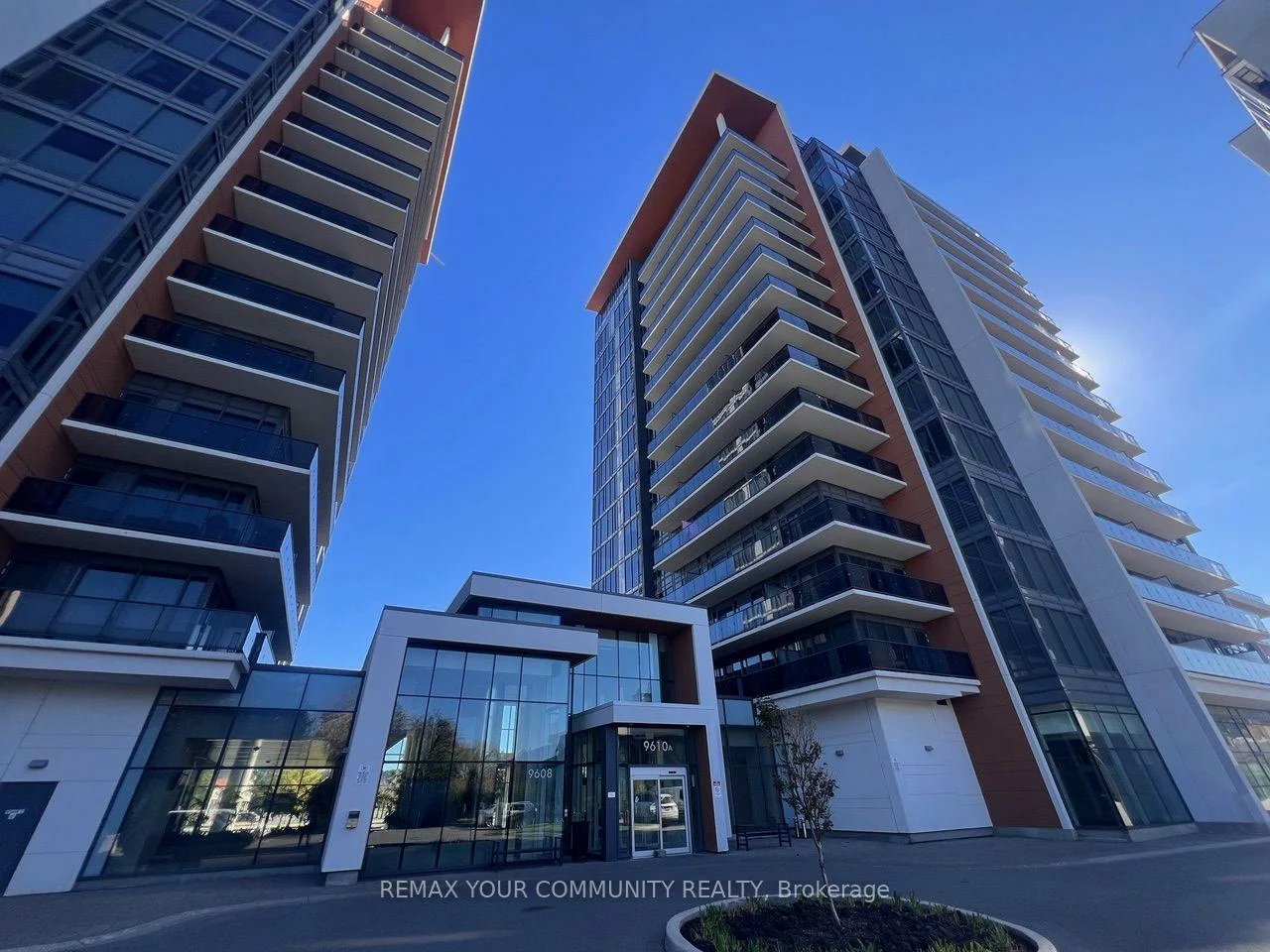 9600, Yonge, North Richvale, Richmond Hill