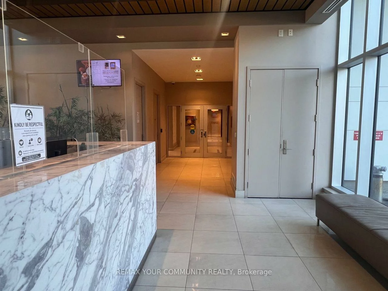 9600, Yonge, North Richvale, Richmond Hill