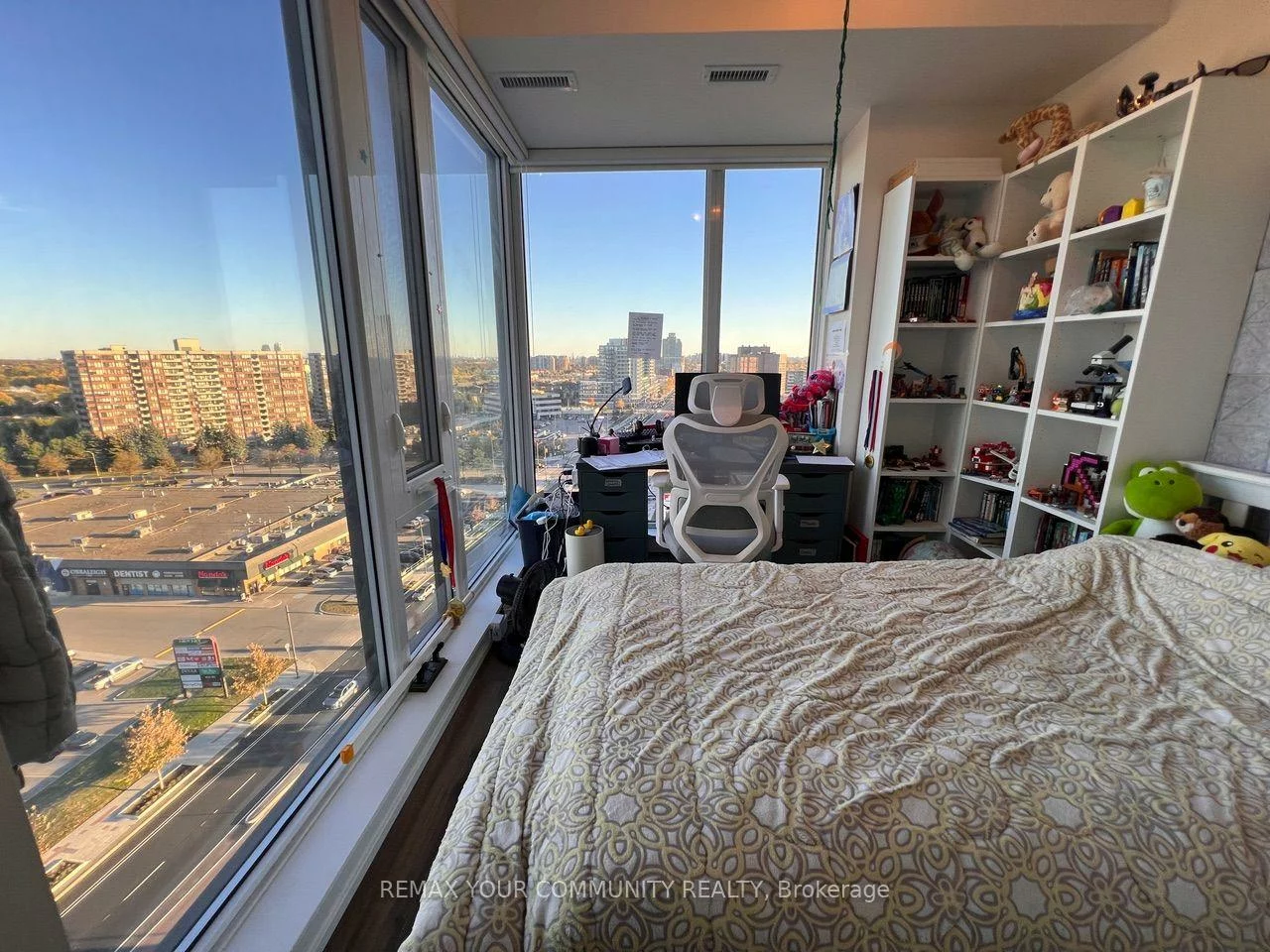 9600, Yonge, North Richvale, Richmond Hill