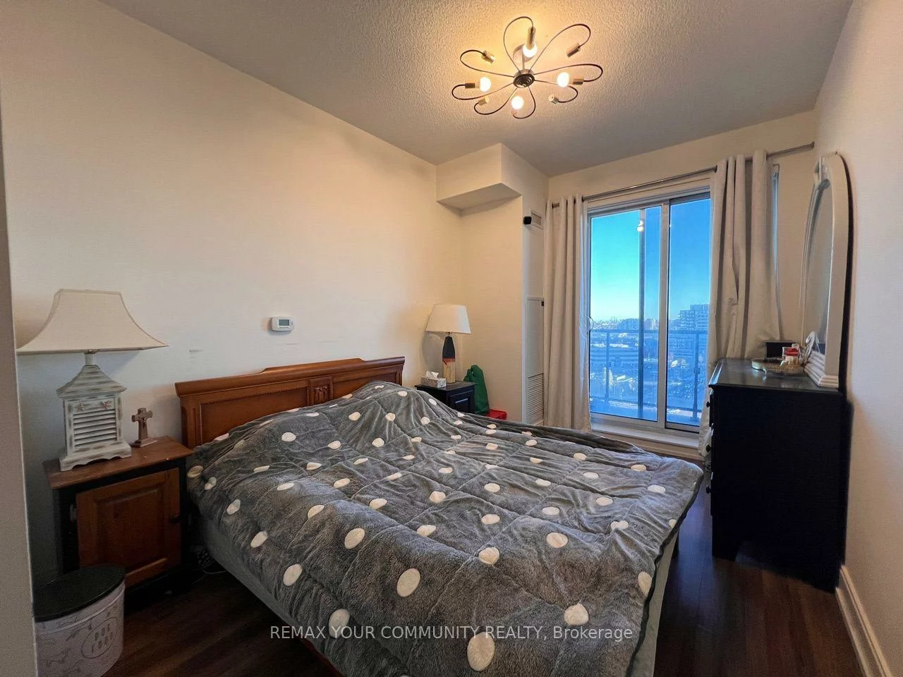 9600, Yonge, North Richvale, Richmond Hill