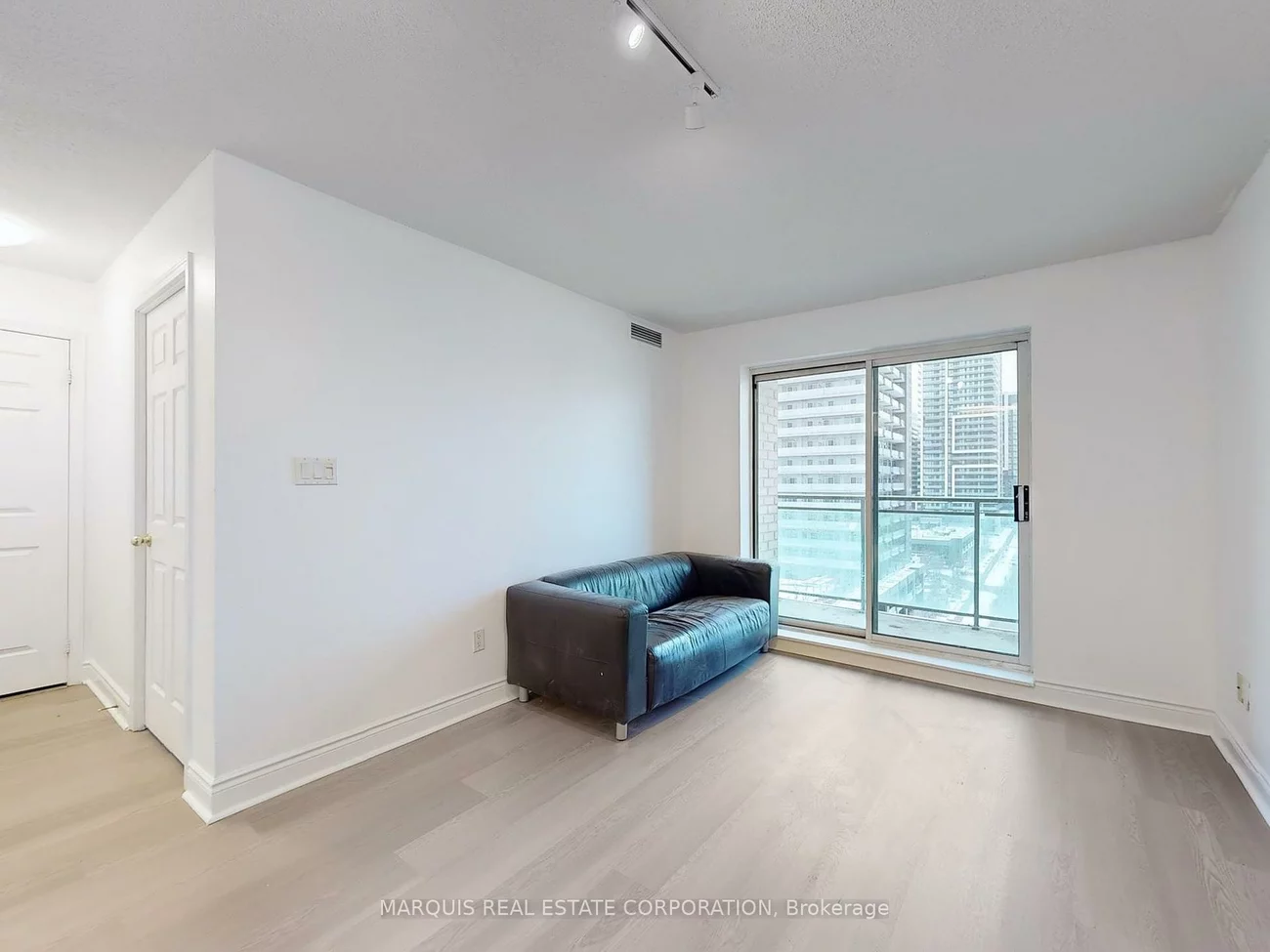 39, Oneida, Langstaff, Richmond Hill