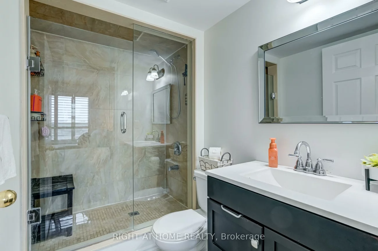 11, Oneida, Langstaff, Richmond Hill