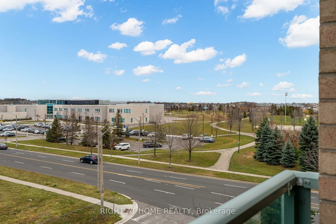 11, Oneida, Langstaff, Richmond Hill