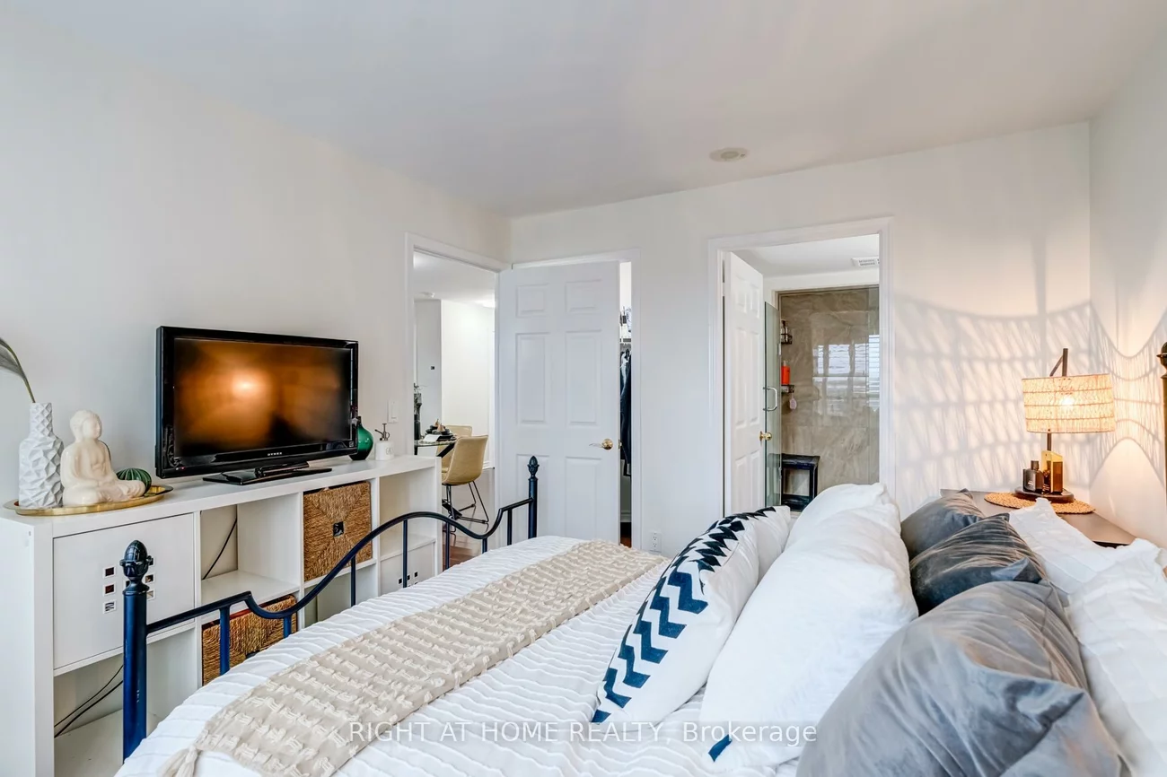 11, Oneida, Langstaff, Richmond Hill