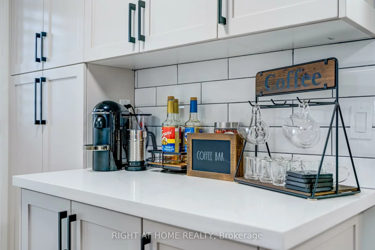 11, Oneida, Langstaff, Richmond Hill