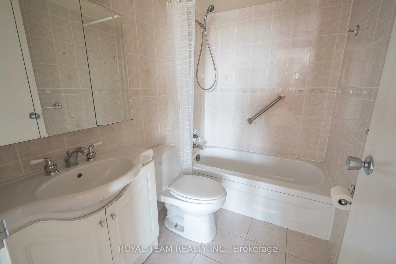 50, Baif, North Richvale, Richmond Hill