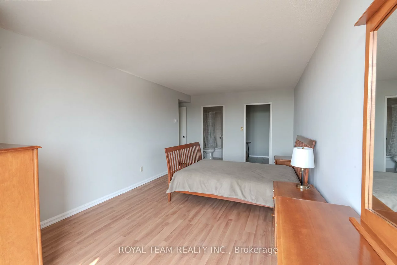 50, Baif, North Richvale, Richmond Hill
