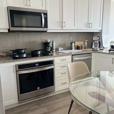 9618, Yonge, North Richvale, Richmond Hill