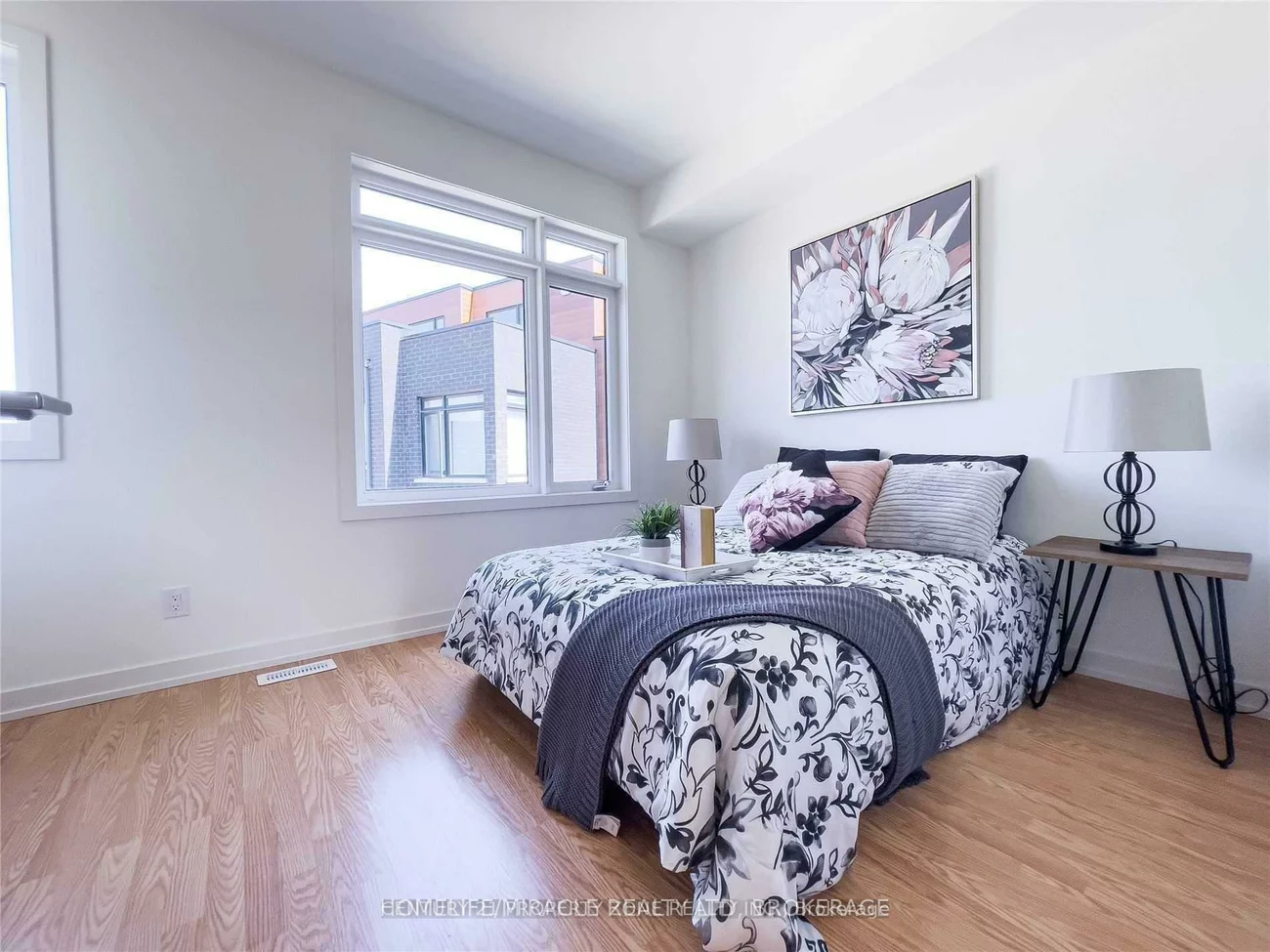 370, Red Maple, Langstaff, Richmond Hill
