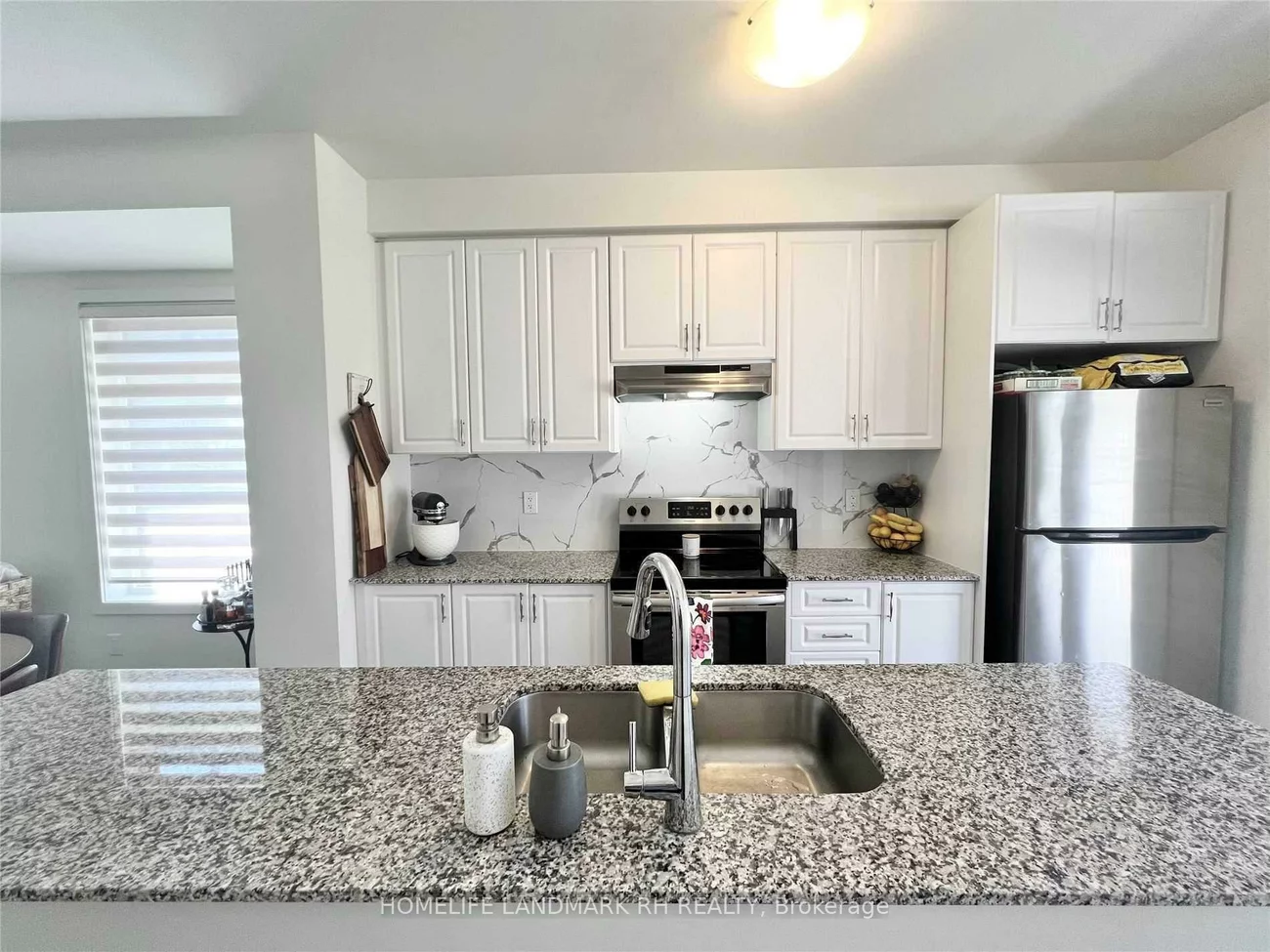 370, Red Maple, Langstaff, Richmond Hill