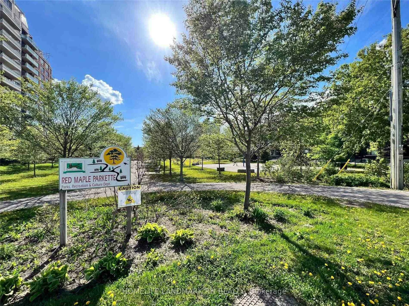 370, Red Maple, Langstaff, Richmond Hill