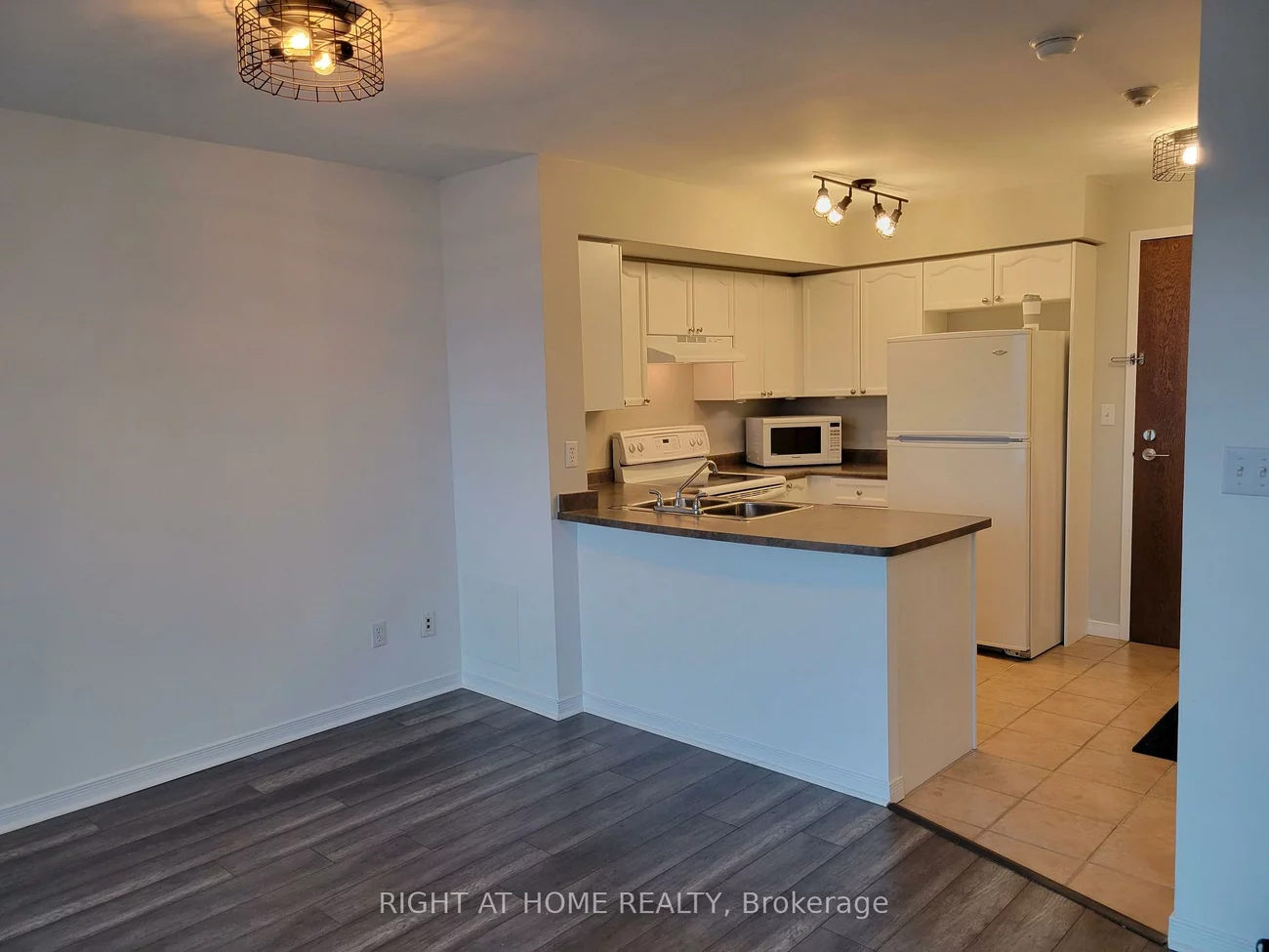 3, Ellesmere, Langstaff, Richmond Hill