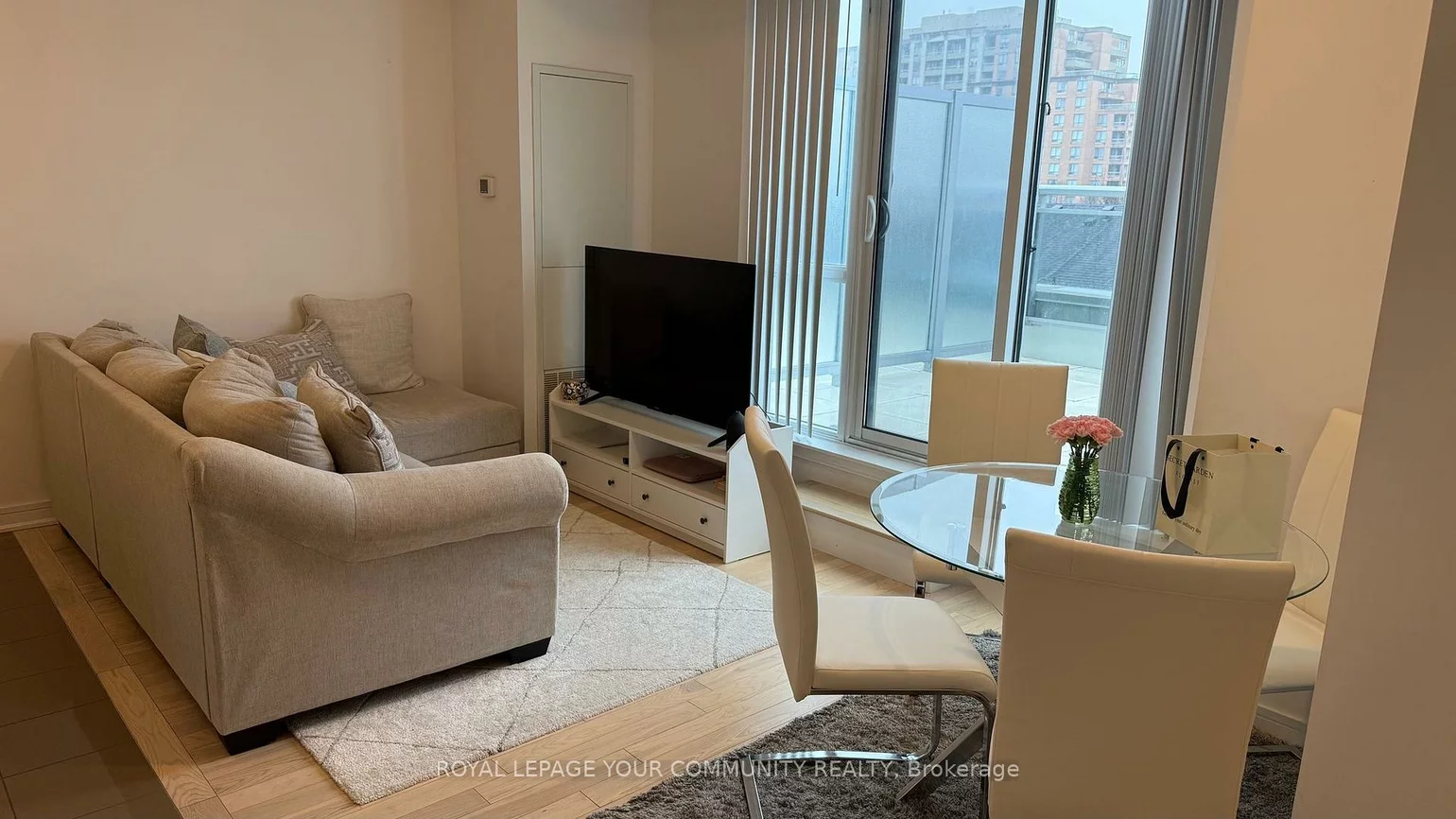 9191, Yonge, Langstaff, Richmond Hill