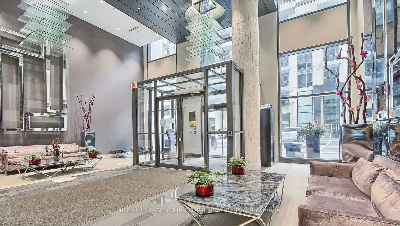 9191, Yonge, Langstaff, Richmond Hill