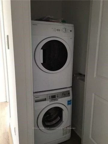 9191, Yonge, Langstaff, Richmond Hill