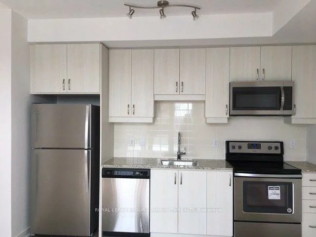 9191, Yonge, Langstaff, Richmond Hill