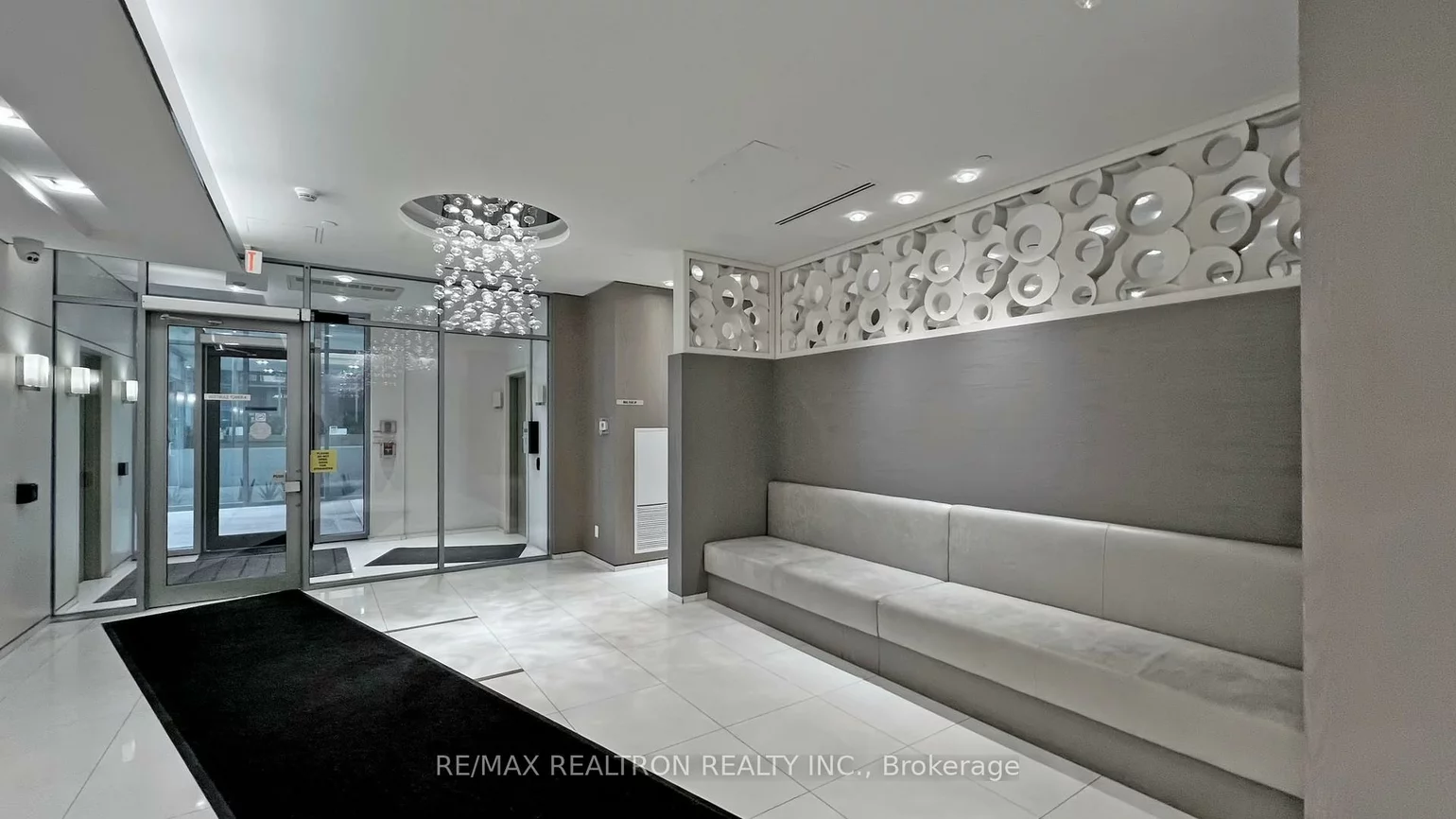 9088, Yonge, South Richvale, Richmond Hill