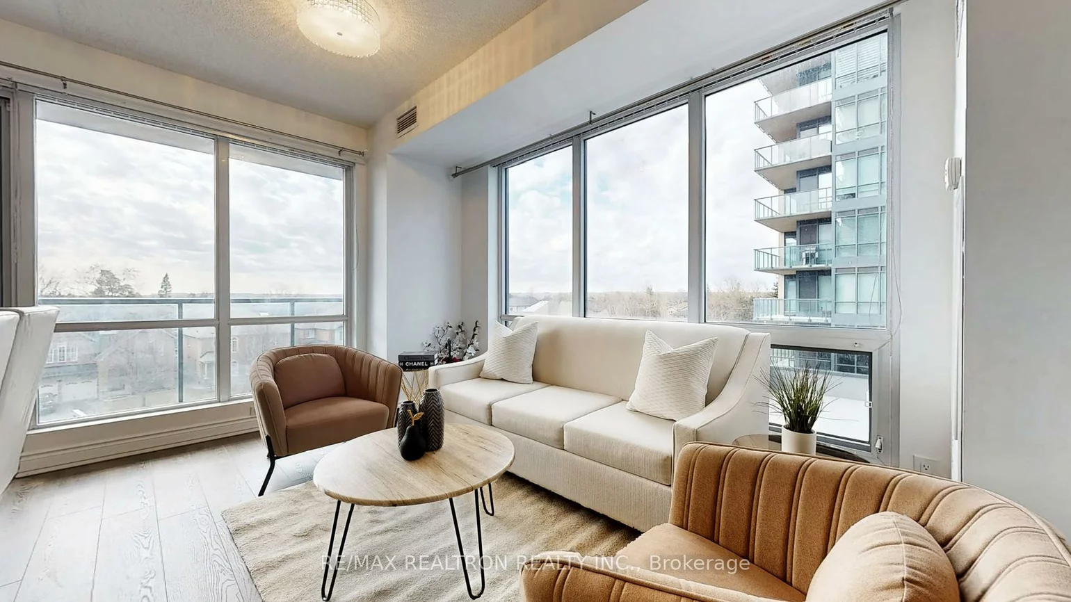 9088, Yonge, South Richvale, Richmond Hill