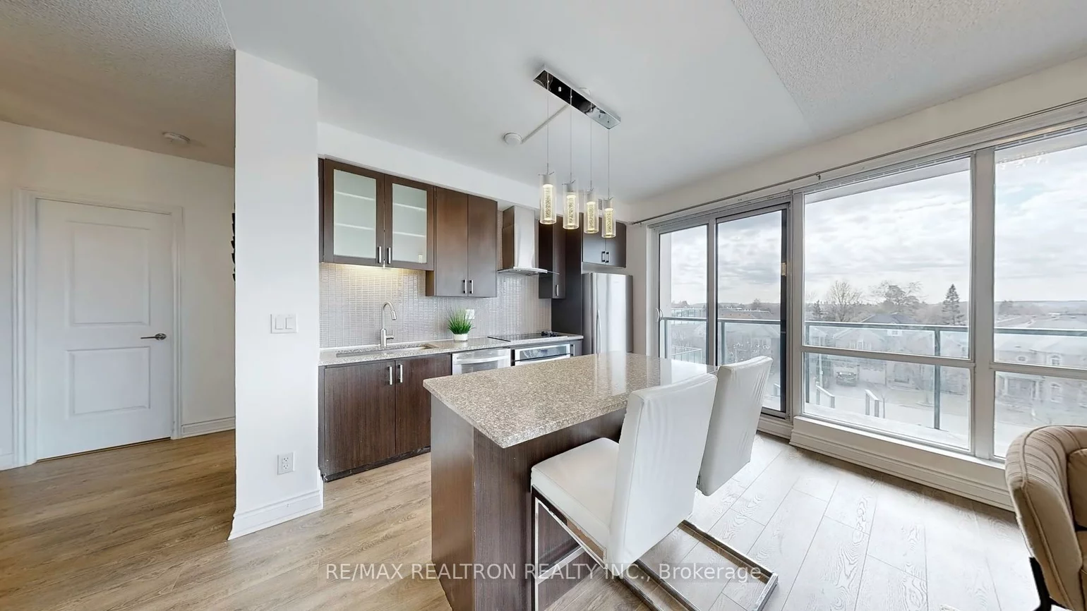 9088, Yonge, South Richvale, Richmond Hill