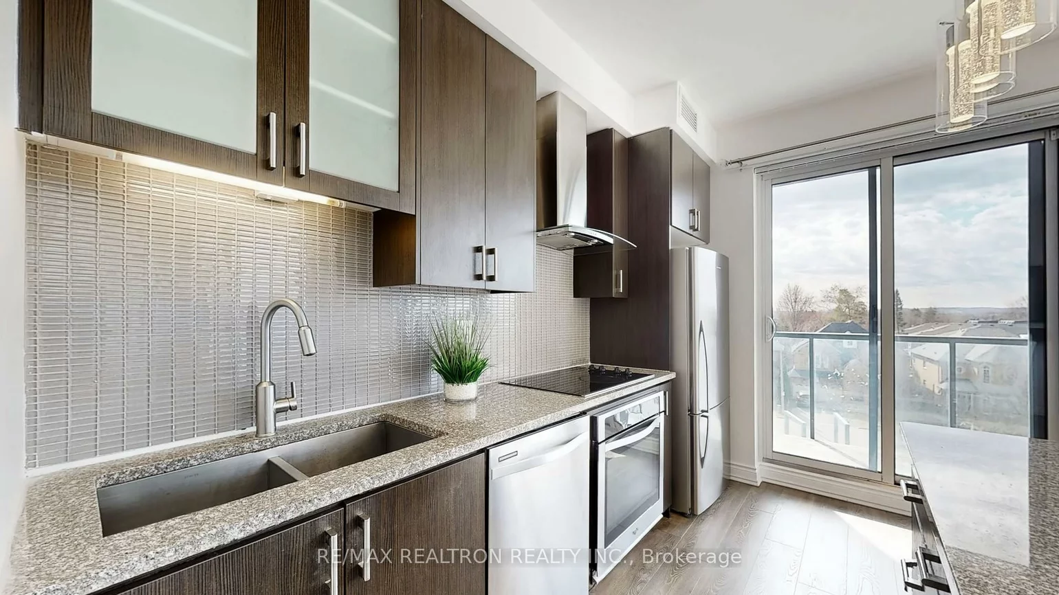 9088, Yonge, South Richvale, Richmond Hill