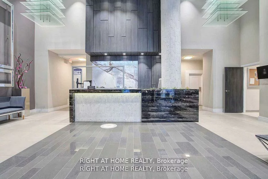 9199, Yonge, Langstaff, Richmond Hill