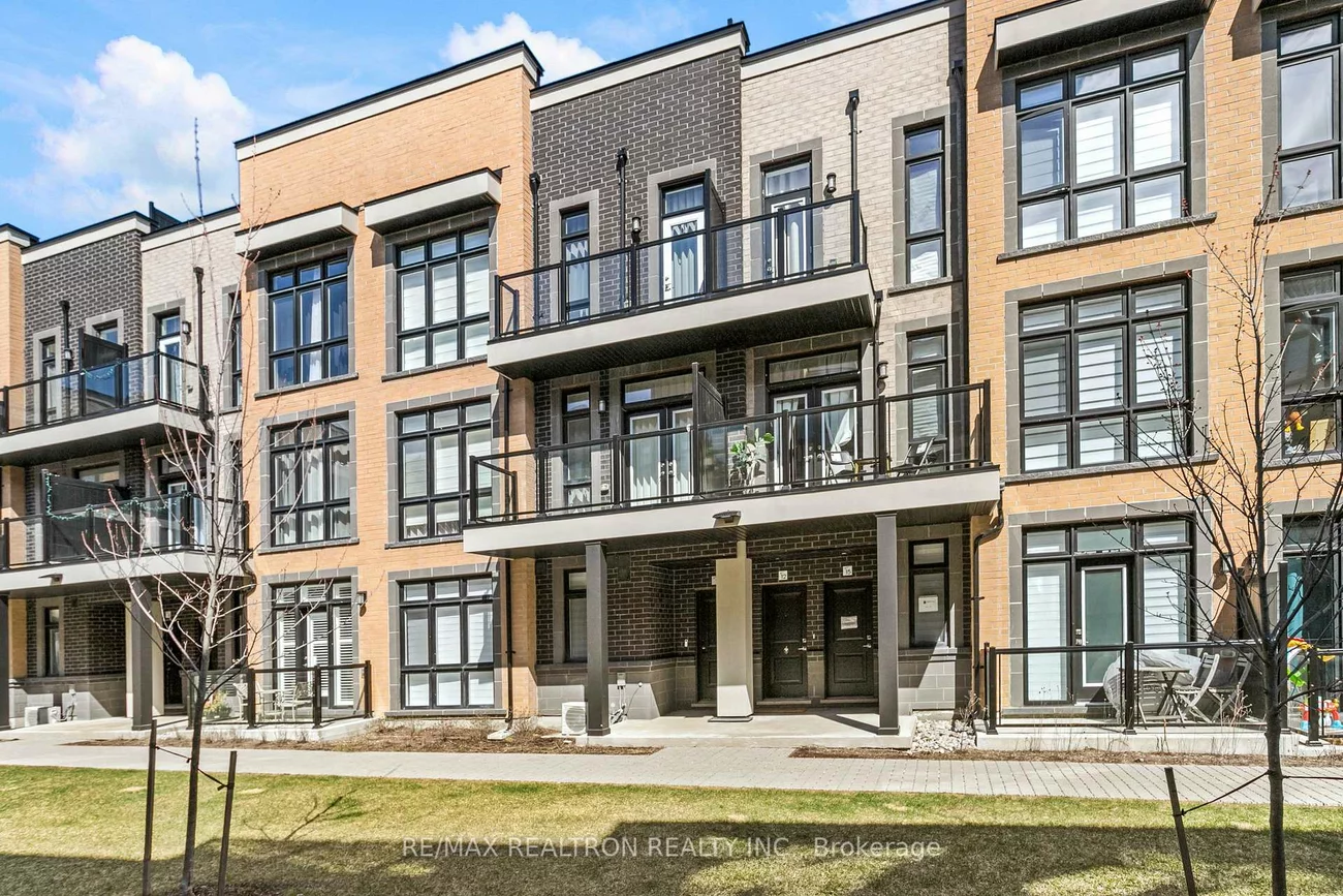 8, Sayers, Oak Ridges, Richmond Hill