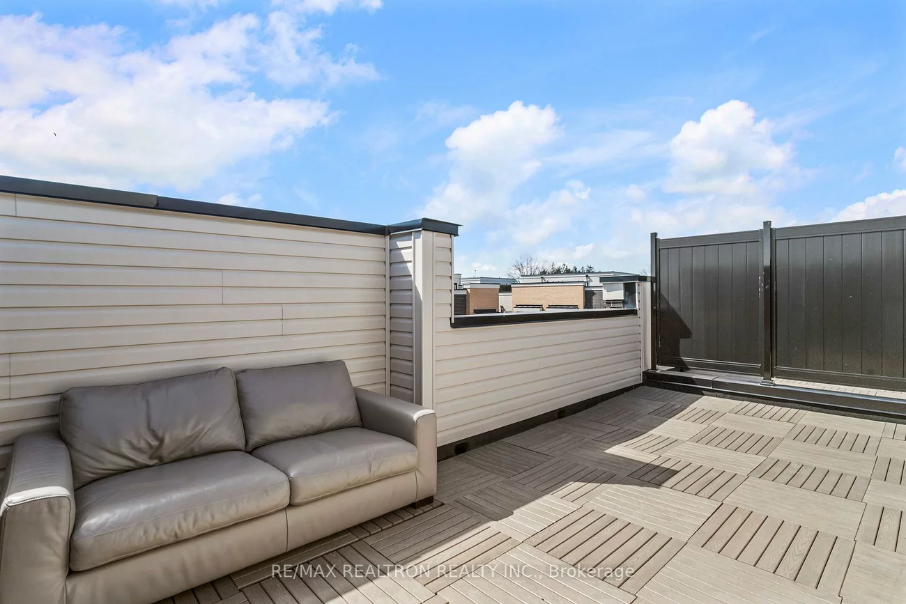 8, Sayers, Oak Ridges, Richmond Hill