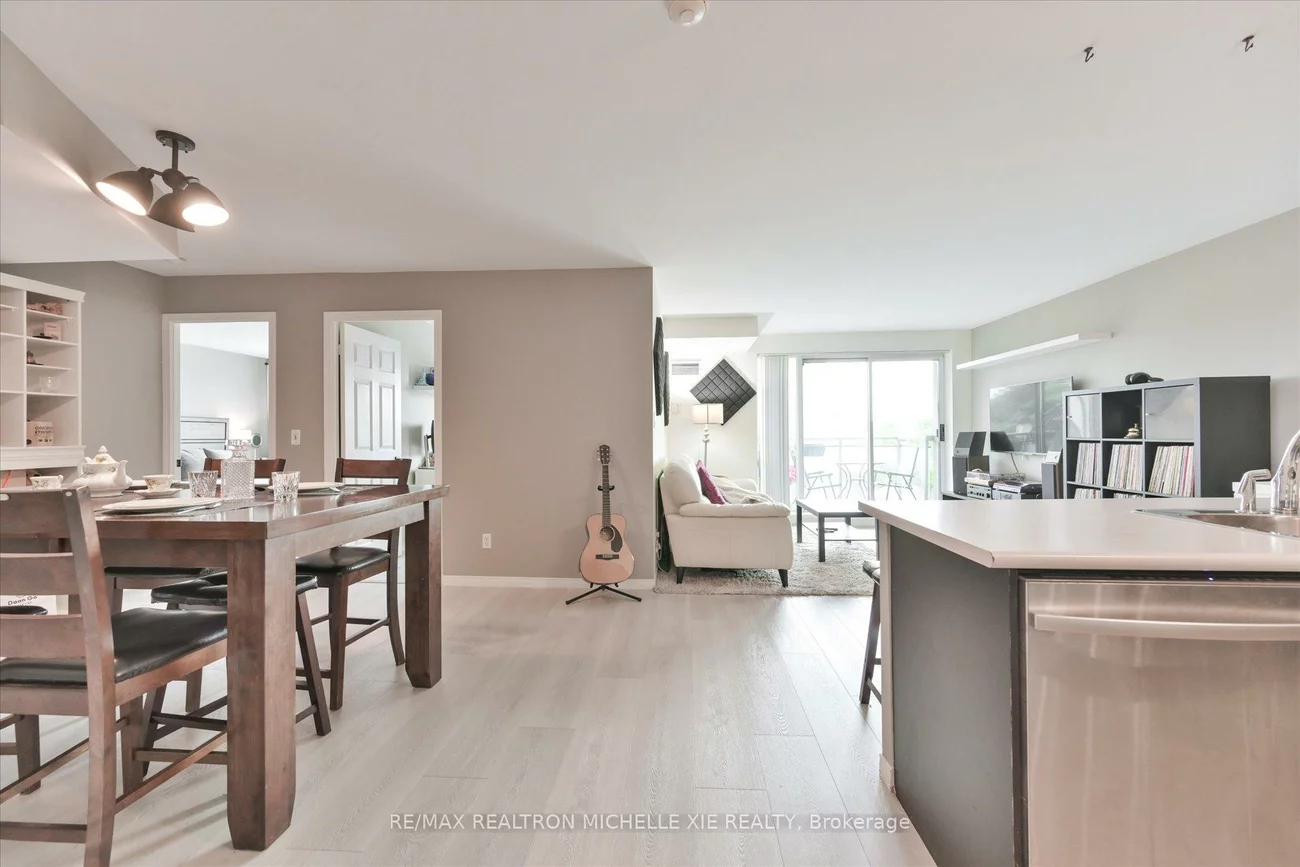51, Baffin, Langstaff, Richmond Hill