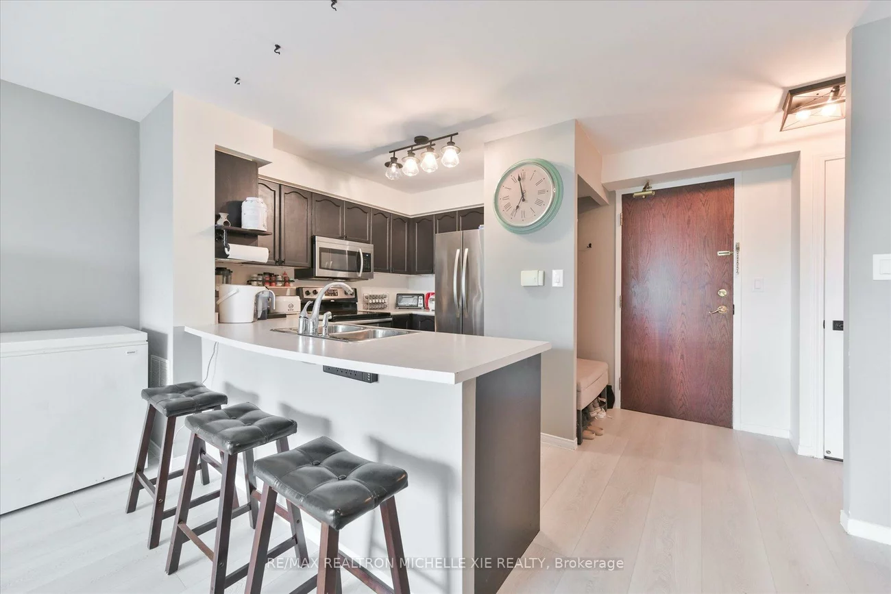 51, Baffin, Langstaff, Richmond Hill