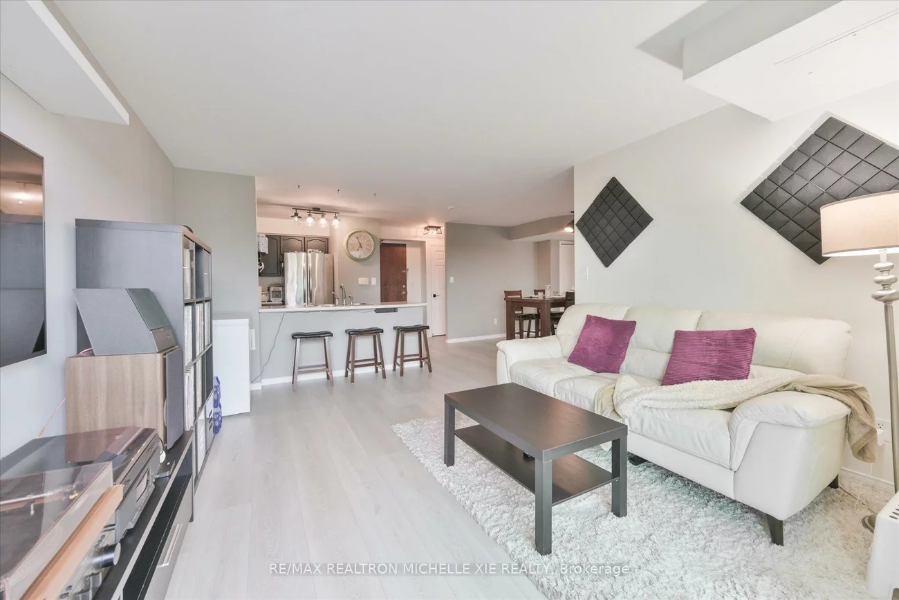 51, Baffin, Langstaff, Richmond Hill