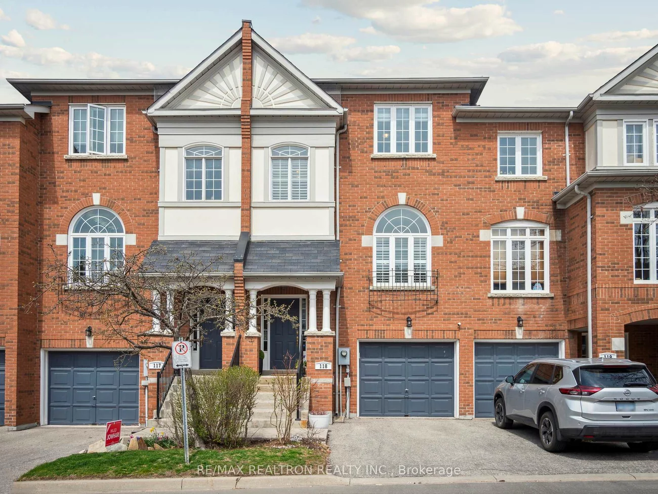 190, Harding, North Richvale, Richmond Hill