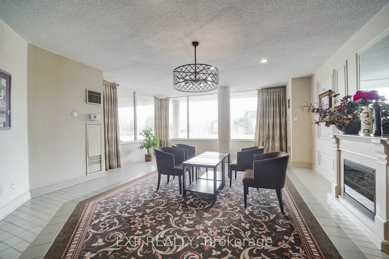 326, Major Mackenzie, Crosby, Richmond Hill