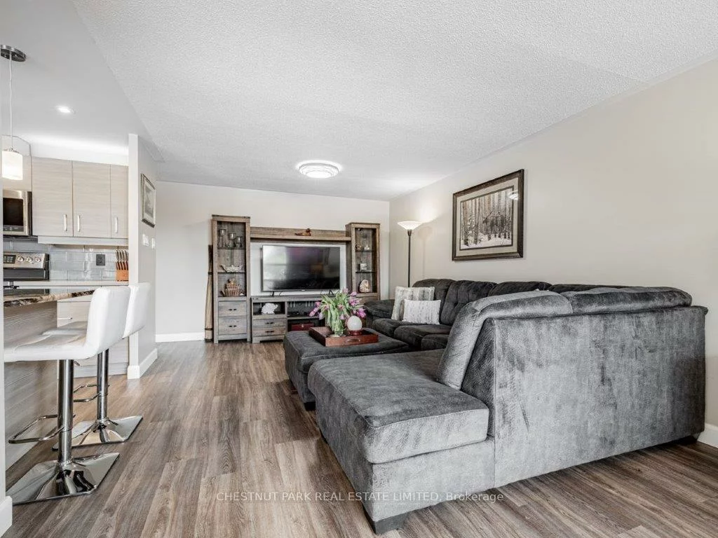 30, Harding, North Richvale, Richmond Hill