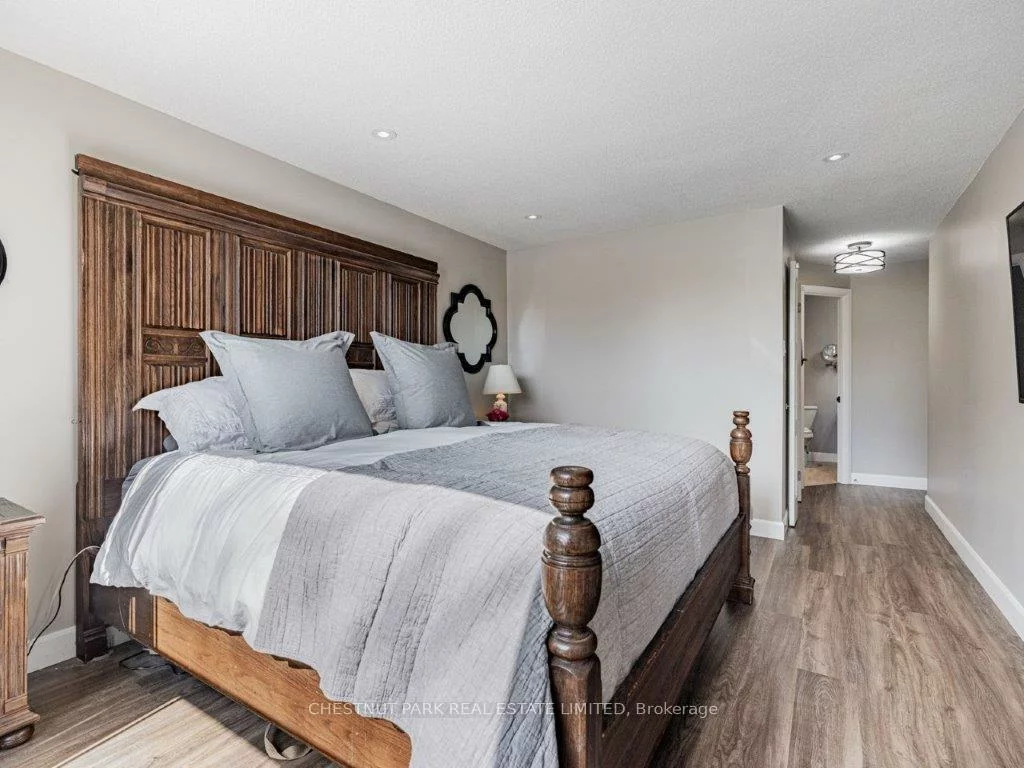 30, Harding, North Richvale, Richmond Hill