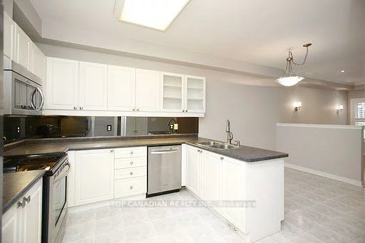 255, Shaftsbury, Westbrook, Richmond Hill