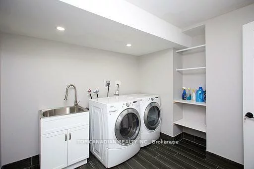 255, Shaftsbury, Westbrook, Richmond Hill