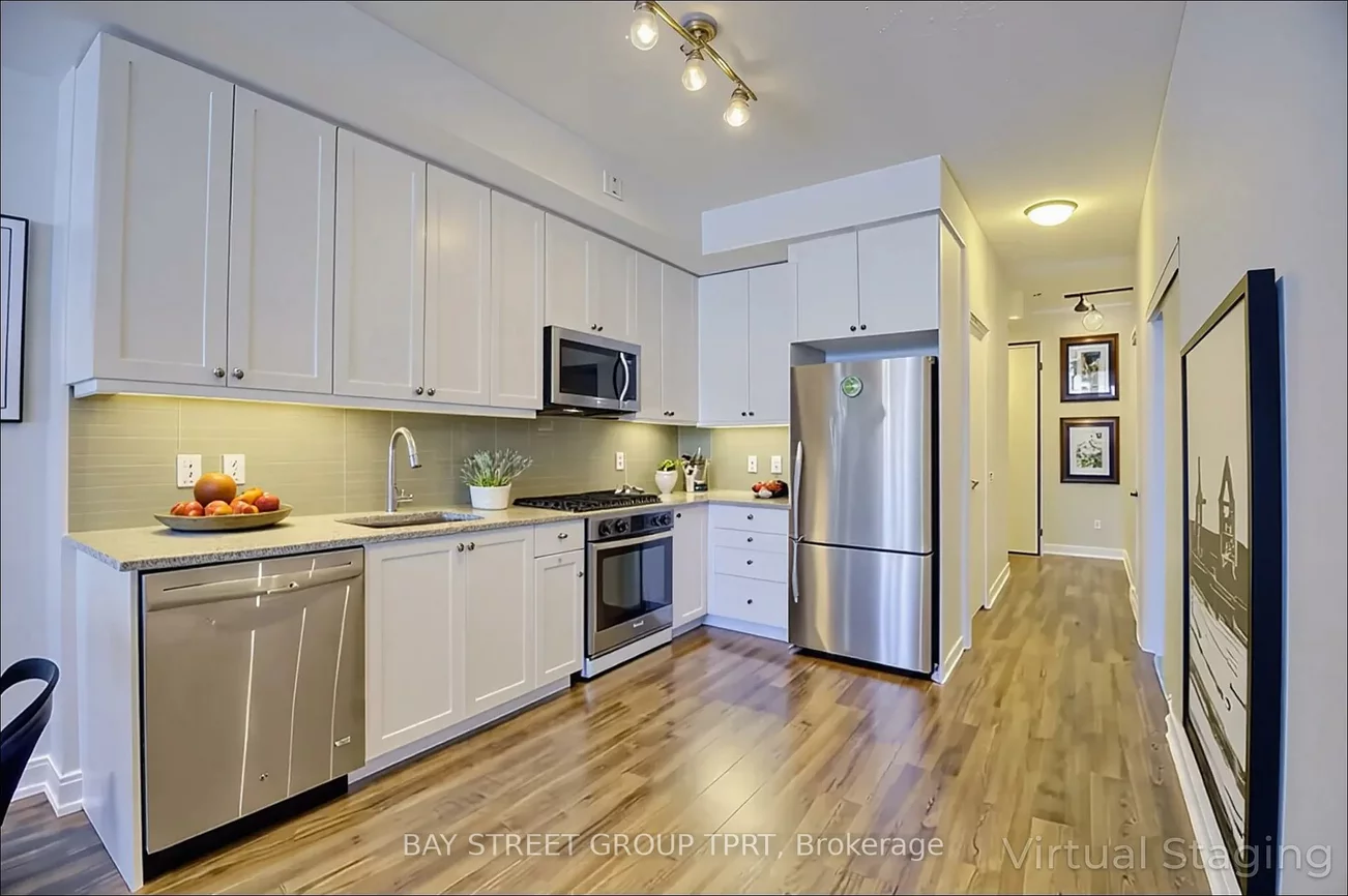 9608, Yonge, North Richvale, Richmond Hill