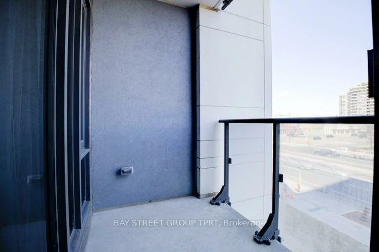 9608, Yonge, North Richvale, Richmond Hill