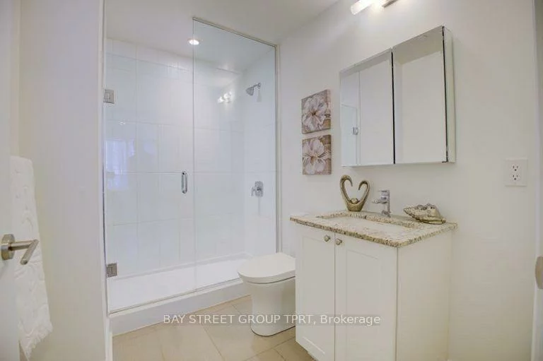9608, Yonge, North Richvale, Richmond Hill
