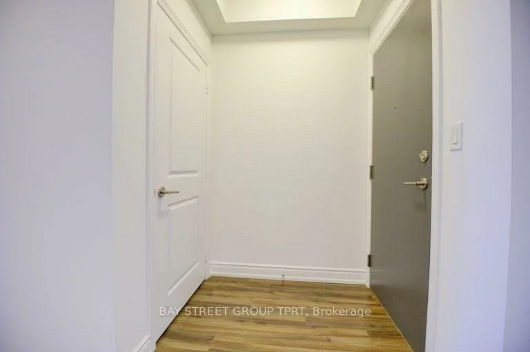 9608, Yonge, North Richvale, Richmond Hill