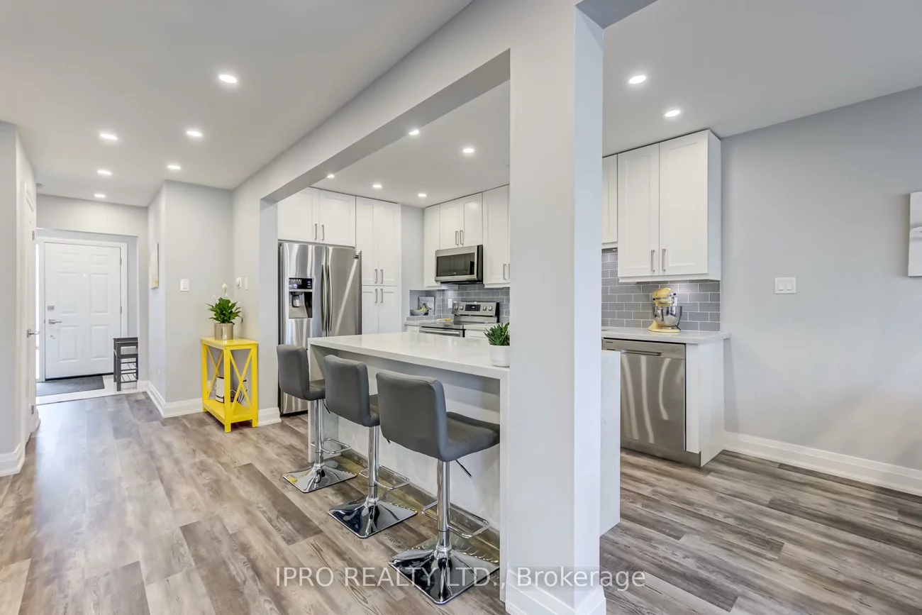 260, Avenue, North Richvale, Richmond Hill