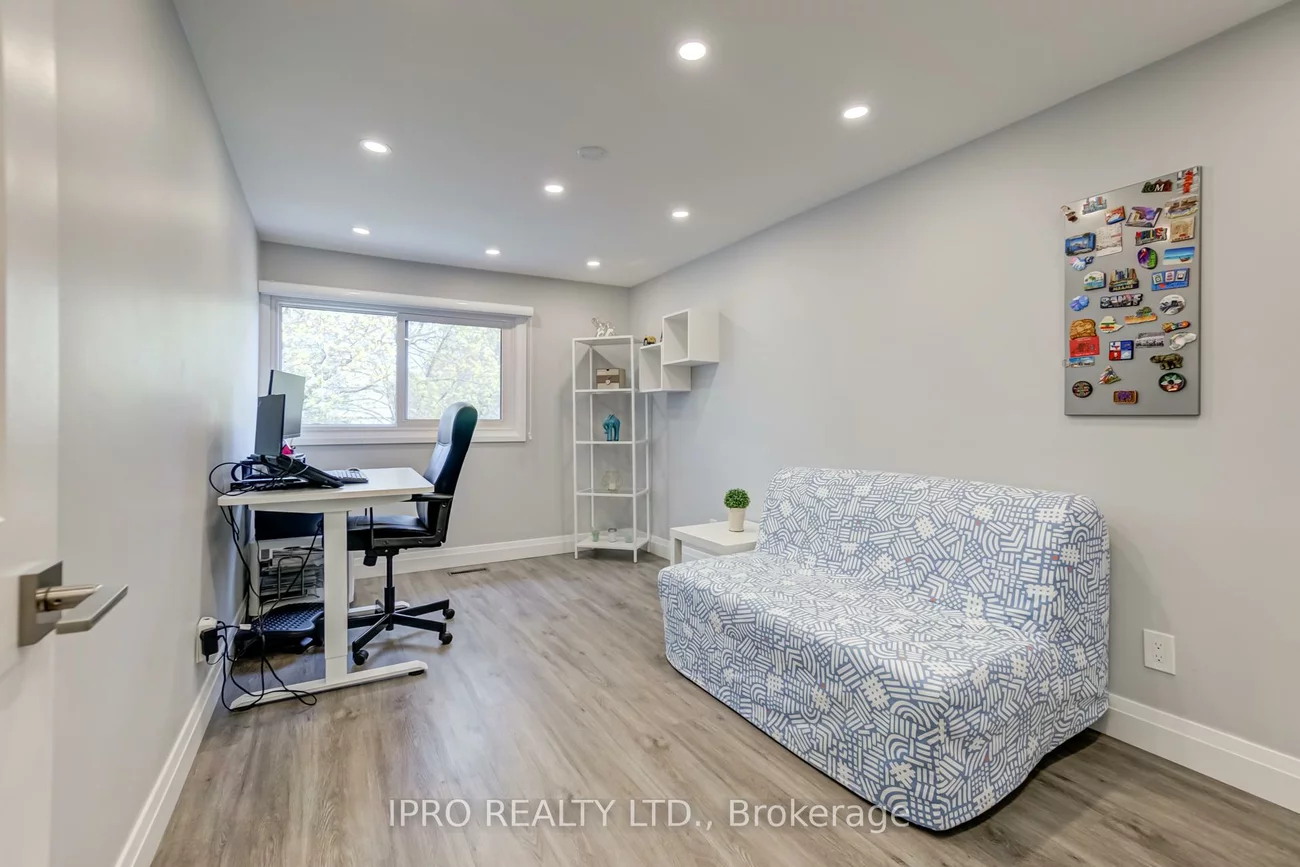 260, Avenue, North Richvale, Richmond Hill