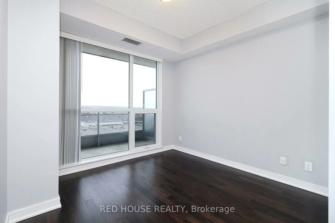 9201, Yonge, Langstaff, Richmond Hill