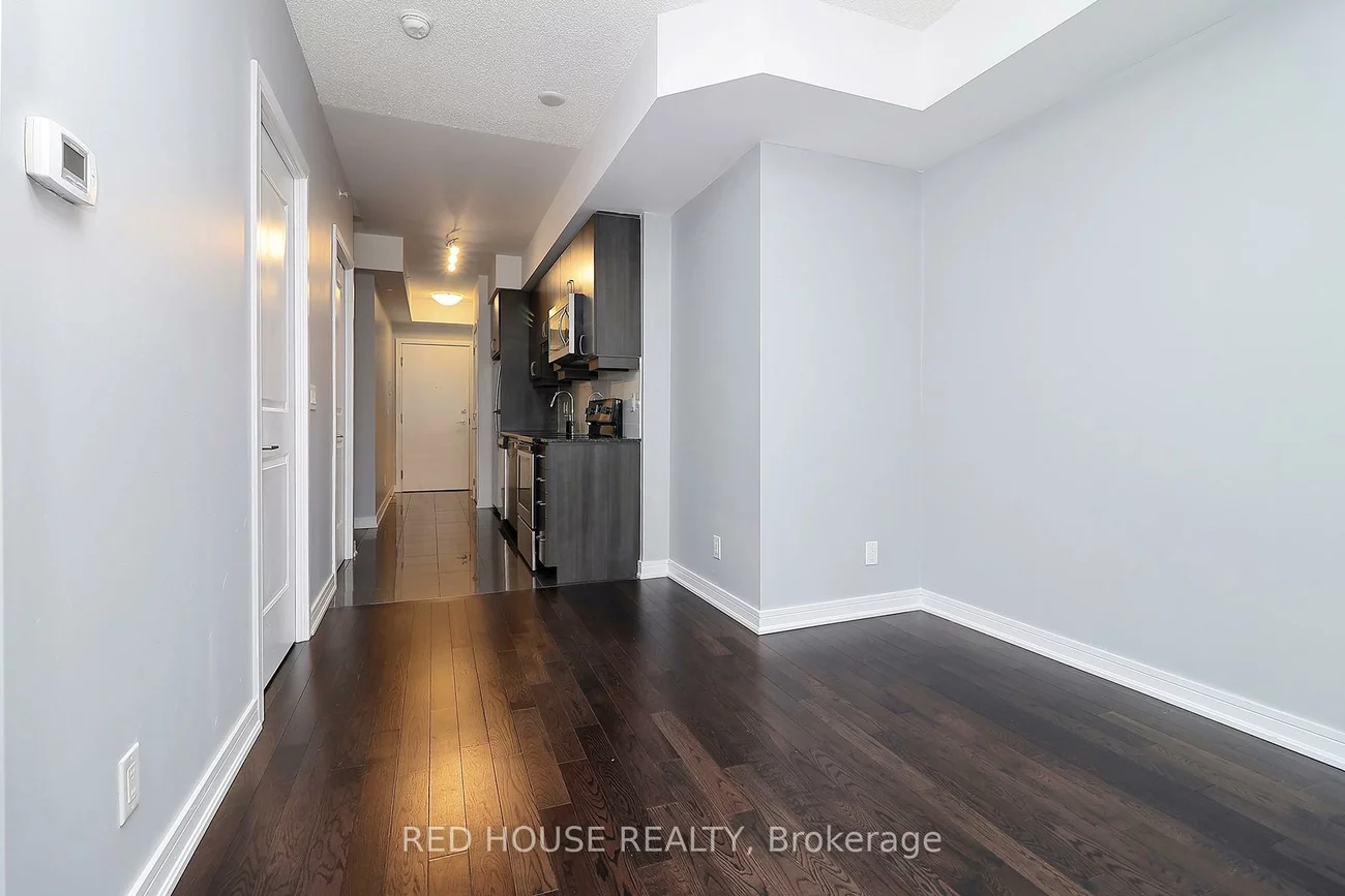 9201, Yonge, Langstaff, Richmond Hill