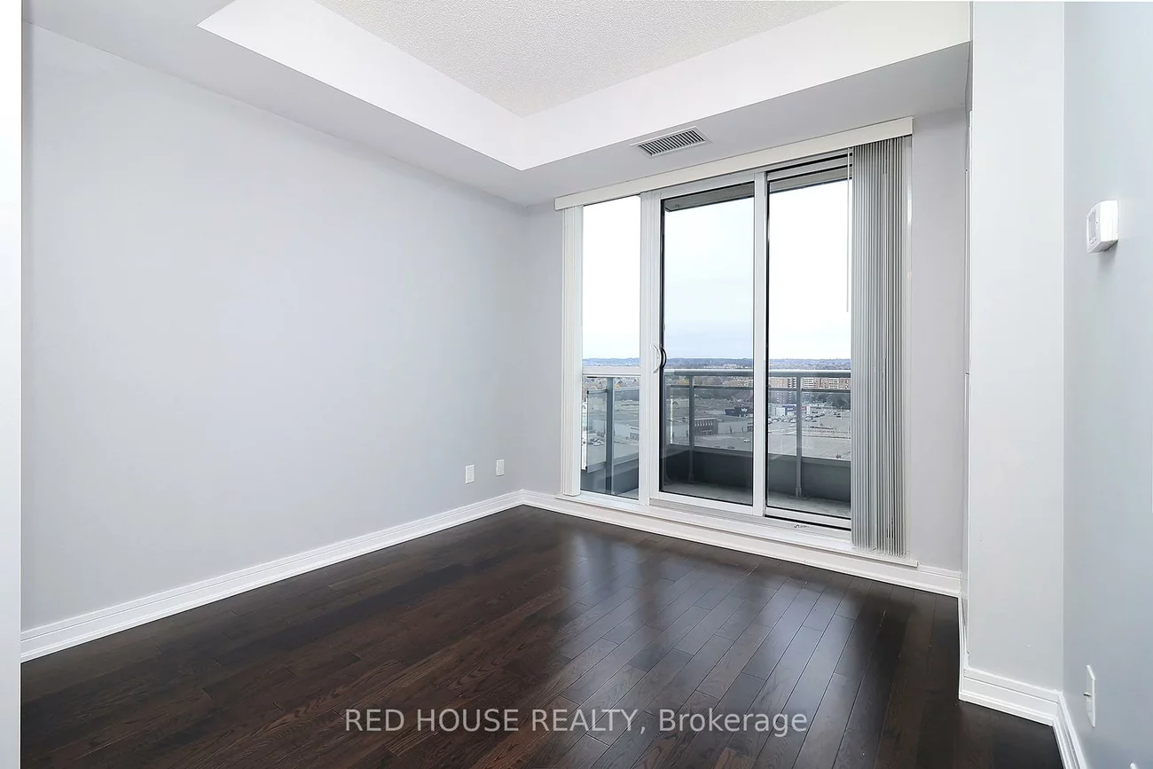 9201, Yonge, Langstaff, Richmond Hill