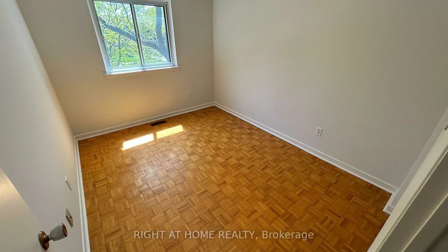 189, Springhead, North Richvale, Richmond Hill