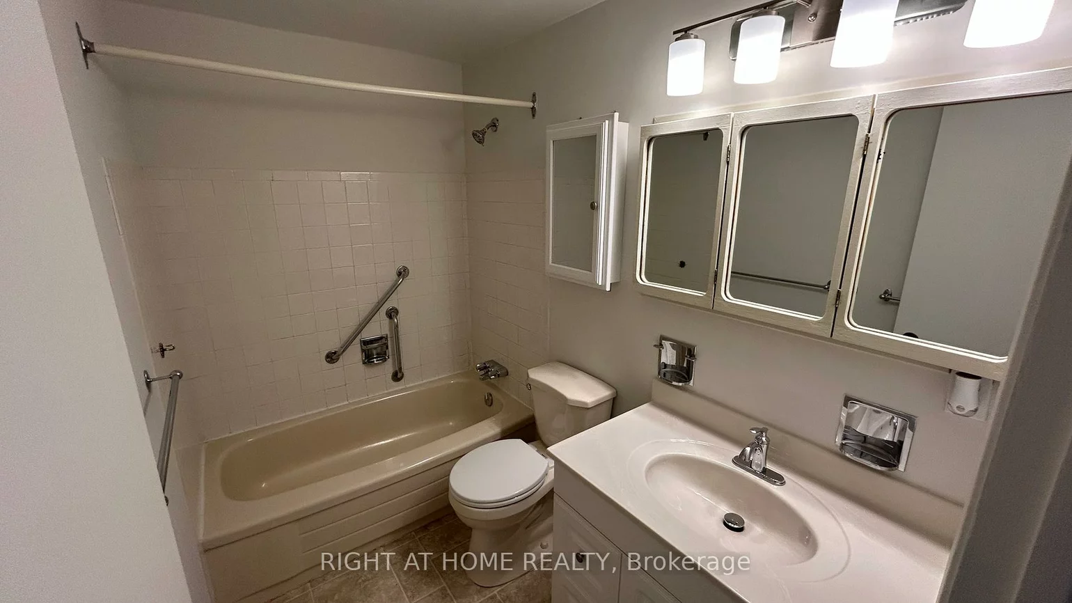 189, Springhead, North Richvale, Richmond Hill